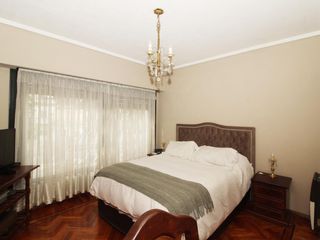 Foto 43 de Casa • 6 ambientes • retasado Excelente estado • Humaita 7200