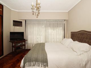 Foto 46 de Casa • 6 ambientes • retasado Excelente estado • Humaita 7200