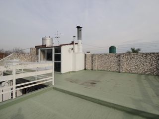 Foto 54 de Casa • 6 ambientes • retasado Excelente estado • Humaita 7200
