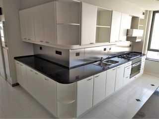 Foto 7 de VENTA Piso completo TORRES EL FARO