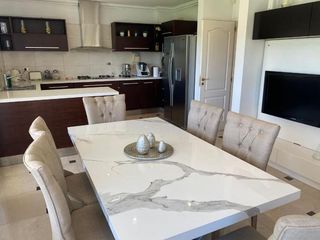 Foto 1 de Casa  -   Alquiler Temporal - venta -