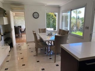 Foto 7 de Casa  -   Alquiler Temporal - venta -