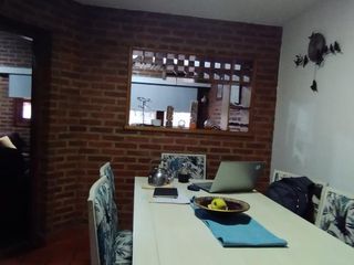 Foto 13 de En Venta Casa 4 dormitorios con Pileta, B°Cumelén, Neuquén