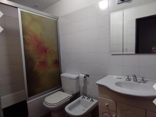 Foto 19 de En Venta Casa 4 dormitorios con Pileta, B°Cumelén, Neuquén