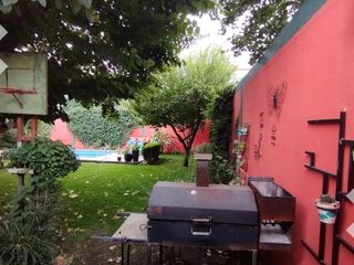 Foto 2 de En Venta Casa 4 dormitorios con Pileta, B°Cumelén, Neuquén