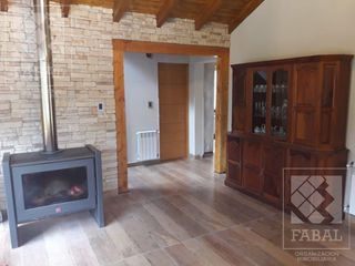 Foto 12 de Casa venta Villa Correntoso, Villa La Angostura, 3 dormitorios, 3 baños y jardín