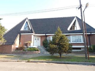 Foto 1 de Chalet en Venta en Quilmes Oeste