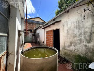 Foto 4 de Venta de lote de 300 m2 en Quilmes