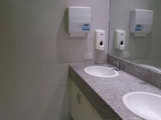 Foto 11 de Oficina en Puerto Madero alquiler en edificio de categoría