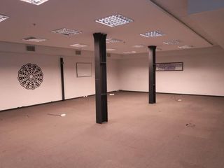 Foto 4 de Oficina en Alquiler con vista al rio en excelente estado lista para ocupar