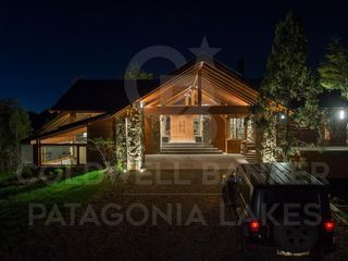 Foto 25 de VENTA Casa de lujo 552 m2 lote 2242 m2 barrio cerrado con vistas 360 a los lagos Villa la Angostura