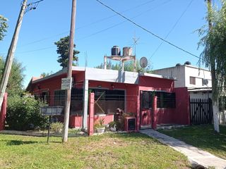 Foto 1 de Casa en venta - 2 Dormitorios 1 Baño - 1.000Mts2 - Melchor Romero, La Plata