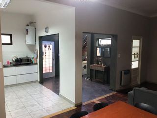 Foto 2 de PH en venta - 2 Dormitorios 2 Baños - 105Mts2 - Villa Pueyrredón