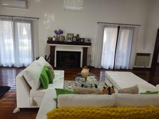 Foto 4 de Casa en  Alquiler Temporario en Barrio Haras del Sol