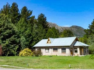 Foto 2 de Muy buena oportunidad Complejo de cabañas en Lago Puelo  - Chubut