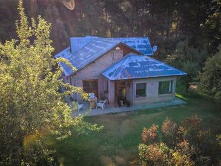 Foto 5 de Muy buena oportunidad Complejo de cabañas en Lago Puelo  - Chubut