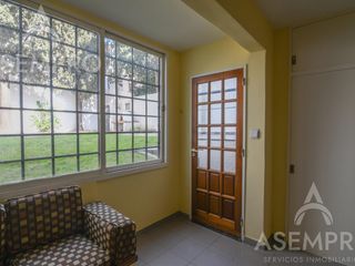 Foto 10 de Casa 6 ambientes en venta - Villa Urquiza