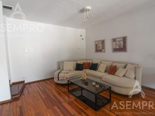 Foto 5 de Casa 6 ambientes en venta - Villa Urquiza