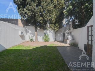 Foto 8 de Casa 6 ambientes en venta - Villa Urquiza