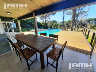 Foto 30 de Casa en  Venta Vista al Golf Pinamar