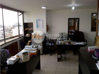 Foto 1 de Oficina con renta en venta, Centro, Manizales cod 4231964