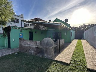 Foto 7 de Quincho con pileta. 34 y 143. lote de 600 mts2