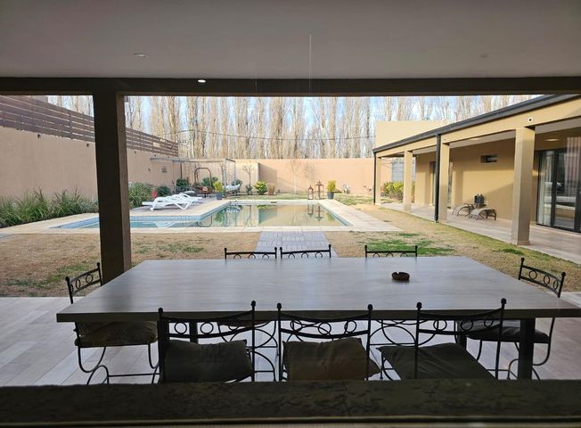 place photo 48