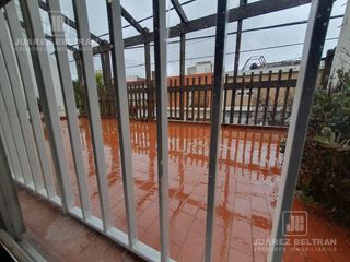 Foto 11 de Venta - Casa de 4 dormitorios - General Bustos 111 - Barrio Independencia
