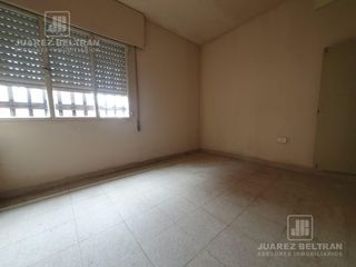 Foto 29 de Venta - Casa de 4 dormitorios - General Bustos 111 - Barrio Independencia