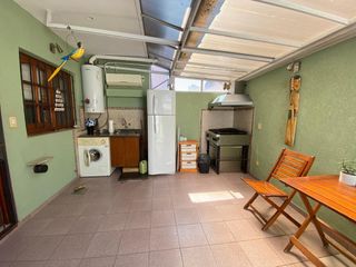 Foto 12 de Departamento en  venta de 3 ambientes con cochera