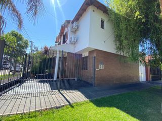 Foto 4 de Departamento en  venta de 3 ambientes con cochera