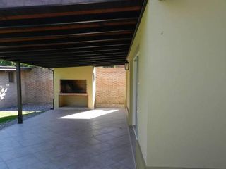 Foto 35 de Impecable Chalet estilo Moderno - Bo. Abierto Green Hills - Ing. Maschwitz - Escobar