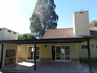 Foto 33 de Impecable Chalet estilo Moderno - Bo. Abierto Green Hills - Ing. Maschwitz - Escobar