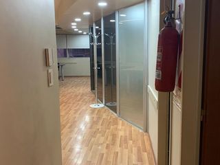 Foto 7 de Oficina en venta - Recepción - Oficinas - Bauleras - Baño - 98Mts2 - San Nicolás