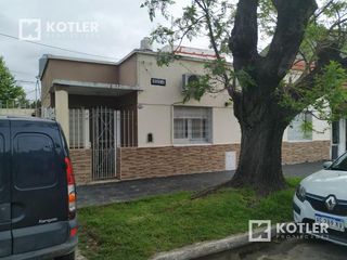 Foto 2 de Casa - Lomas de Zamora Este