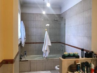 Foto 25 de Lencke vende-extraordinaria casa inglesa reciclada a nuevo, gran lote de 2646 m2
