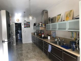 Foto 10 de Lencke vende-extraordinaria casa inglesa reciclada a nuevo, gran lote de 2646 m2
