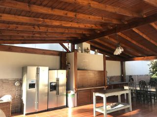 Foto 39 de Lencke vende-extraordinaria casa inglesa reciclada a nuevo, gran lote de 2646 m2