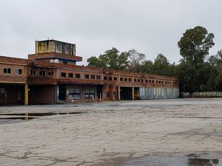 Foto 3 de GALPON EN ALQUILER QUILMES OESTE.
