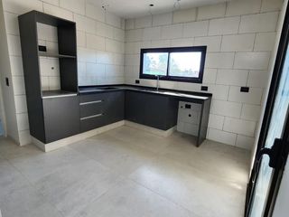 Foto 5 de Casa en  venta