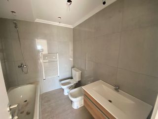 Foto 52 de Departamento en  venta de 2 ambientes con cochera