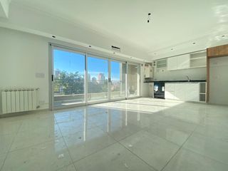 Foto 1 de Departamento en  venta de 2 ambientes con cochera