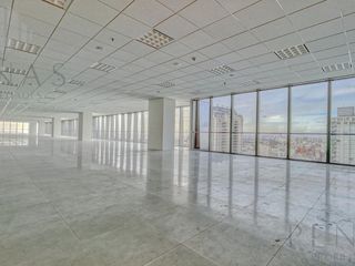 Foto 11 de OFICINAS PREMIUM  VISTAS AL RIO Y A LA CIUDAD PISO CORPORATIVO 1245 M2 Y TERRAZA