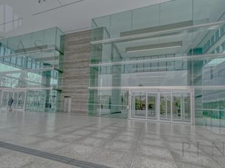 Foto 42 de OFICINAS PREMIUM  VISTAS AL RIO Y A LA CIUDAD PISO CORPORATIVO 1245 M2 Y TERRAZA