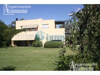 Foto 1 de Espectacular casa en Venta en Villa Nueva - Barrio San Andrés -