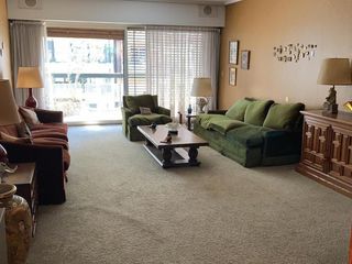Foto 1 de PISO EN VENTA 4 AMB CON DEP Y COCHERA EN RECOLETA