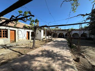 Foto 5 de Terreno en venta en Cafayate 25 x 92 con 300m2 de construcción colonial