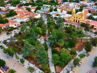 Foto 8 de Terreno en venta en Cafayate 25 x 92 con 300m2 de construcción colonial
