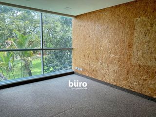 Foto 5 de VENTA LINDA OFICINA EN VENTA CON VISTA A PARQUE EN MIRAFLORES