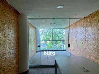 Foto 7 de VENTA LINDA OFICINA EN VENTA CON VISTA A PARQUE EN MIRAFLORES